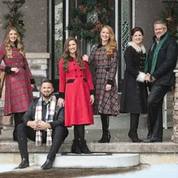 Collingsworth Family Christmas | Blue Gate Theatre | Shipshewana, Indiana