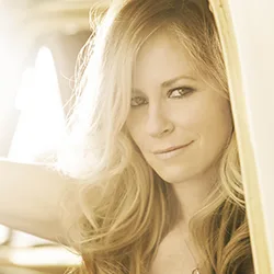 Deana Carter & Terri Clark | Blue Gate Theatre | Shipshewana, Indiana