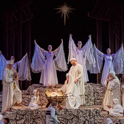 Glory and Majesty of Christmas | Blue Gate Theatre | Shipshewana, Indiana