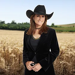 Terri Clark & Deana Carter | Blue Gate Theatre | Shipshewana, Indiana