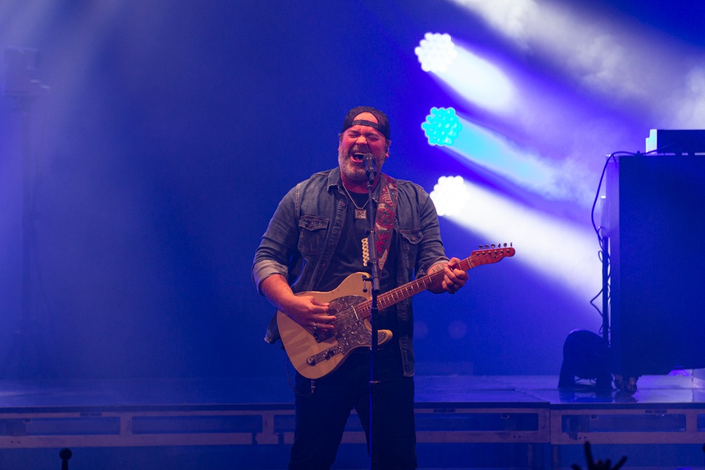 LeeBrice21-05.jpg