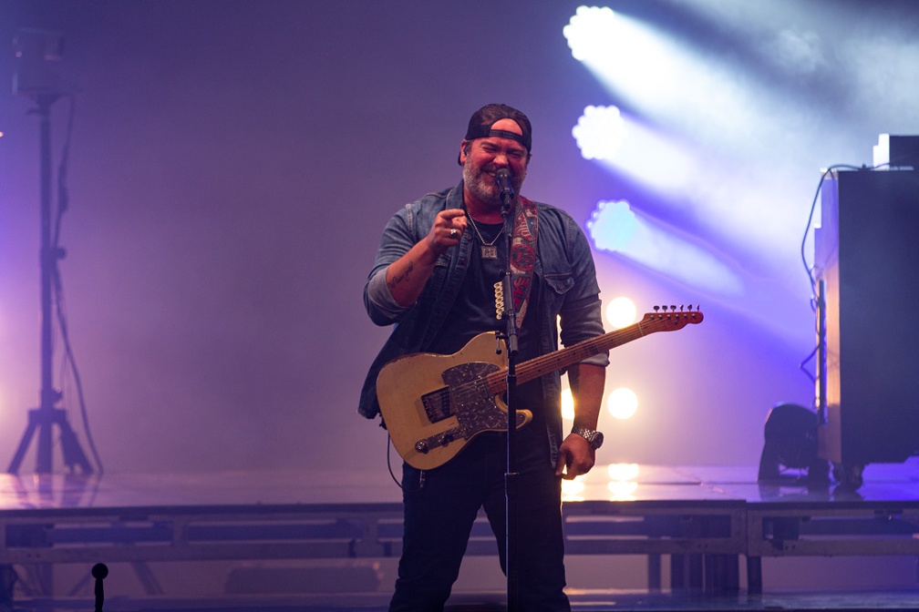 LeeBrice21-06.jpg